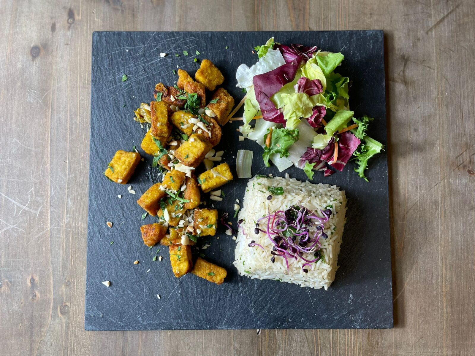 Tempeh con salsa ai funghi e latte di cocco Occhioviterbese